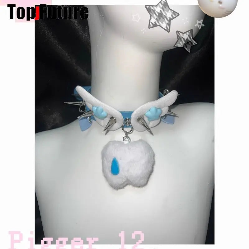 Choker Gótico con Pinchos y Alas – Collar Punk Y2K para Therian y Estilo Alternativo