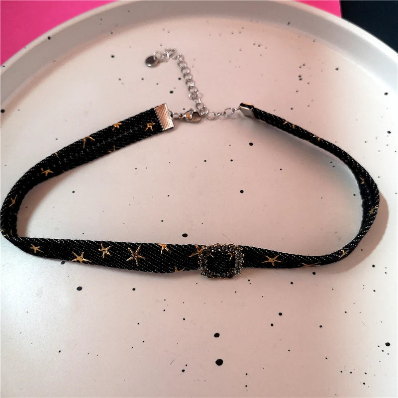 Choker de Leopardo con Hueso de Peluche – Collar Kawaii Therian Estilo Y2K