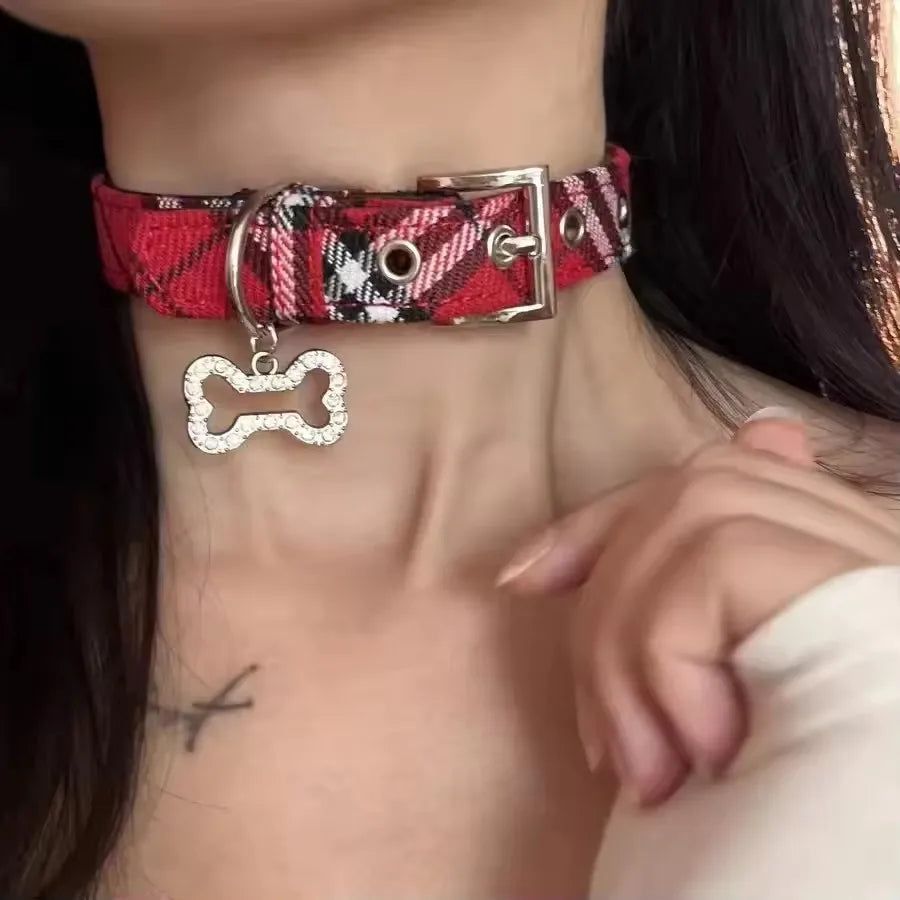 Choker de Leopardo con Hueso de Peluche – Collar Kawaii Therian Estilo Y2K